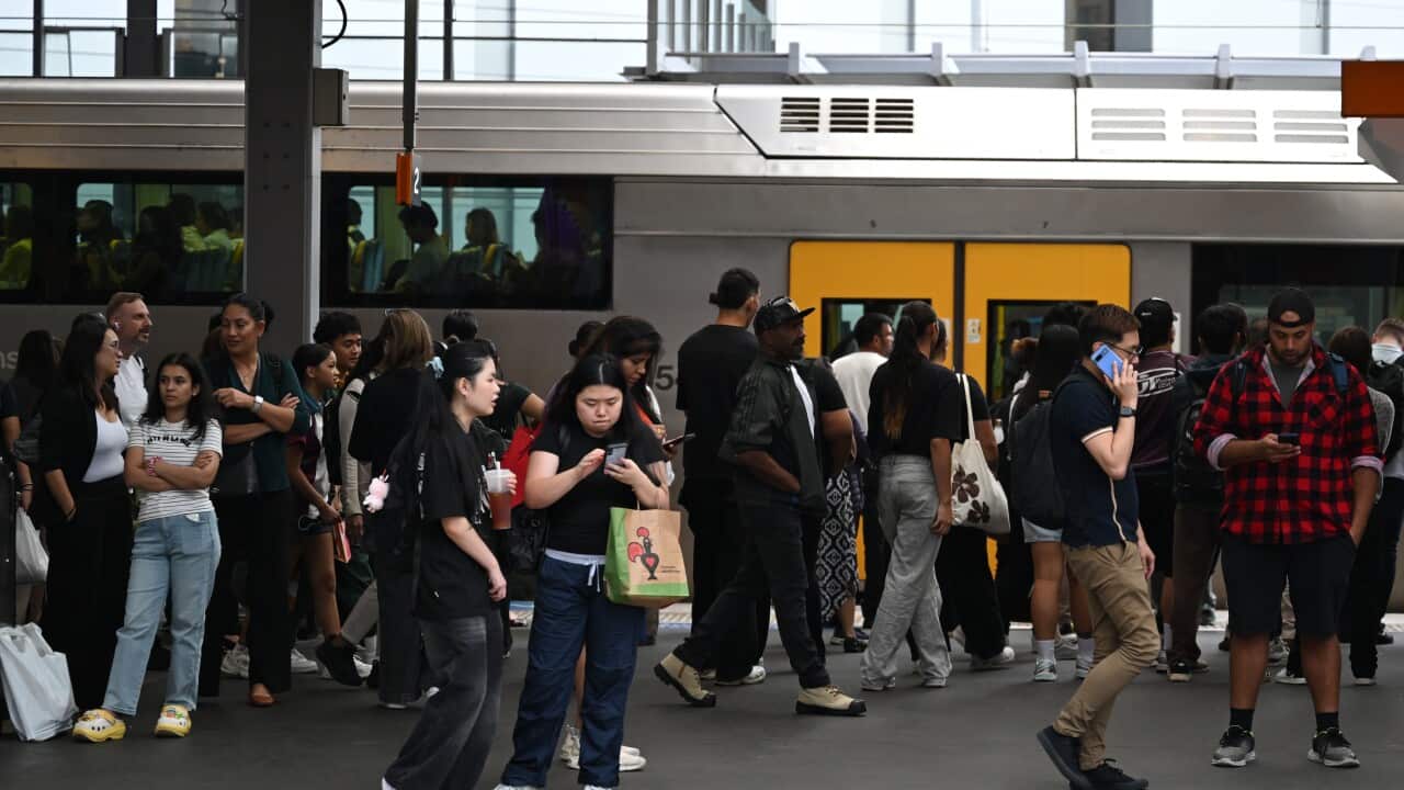 PETROL CRISIS COMMUNTERS SYDNEY