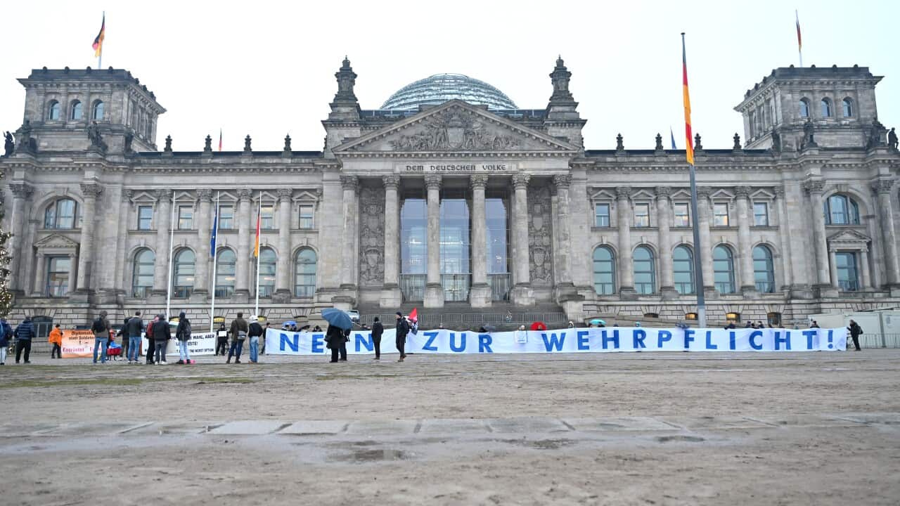 Bundestag - Military Service Act