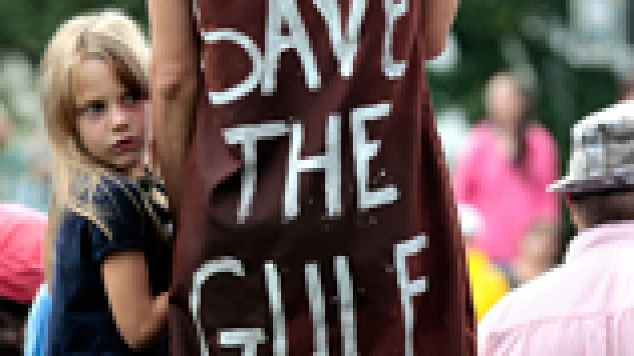 oil_spill_100531_aap_822464147