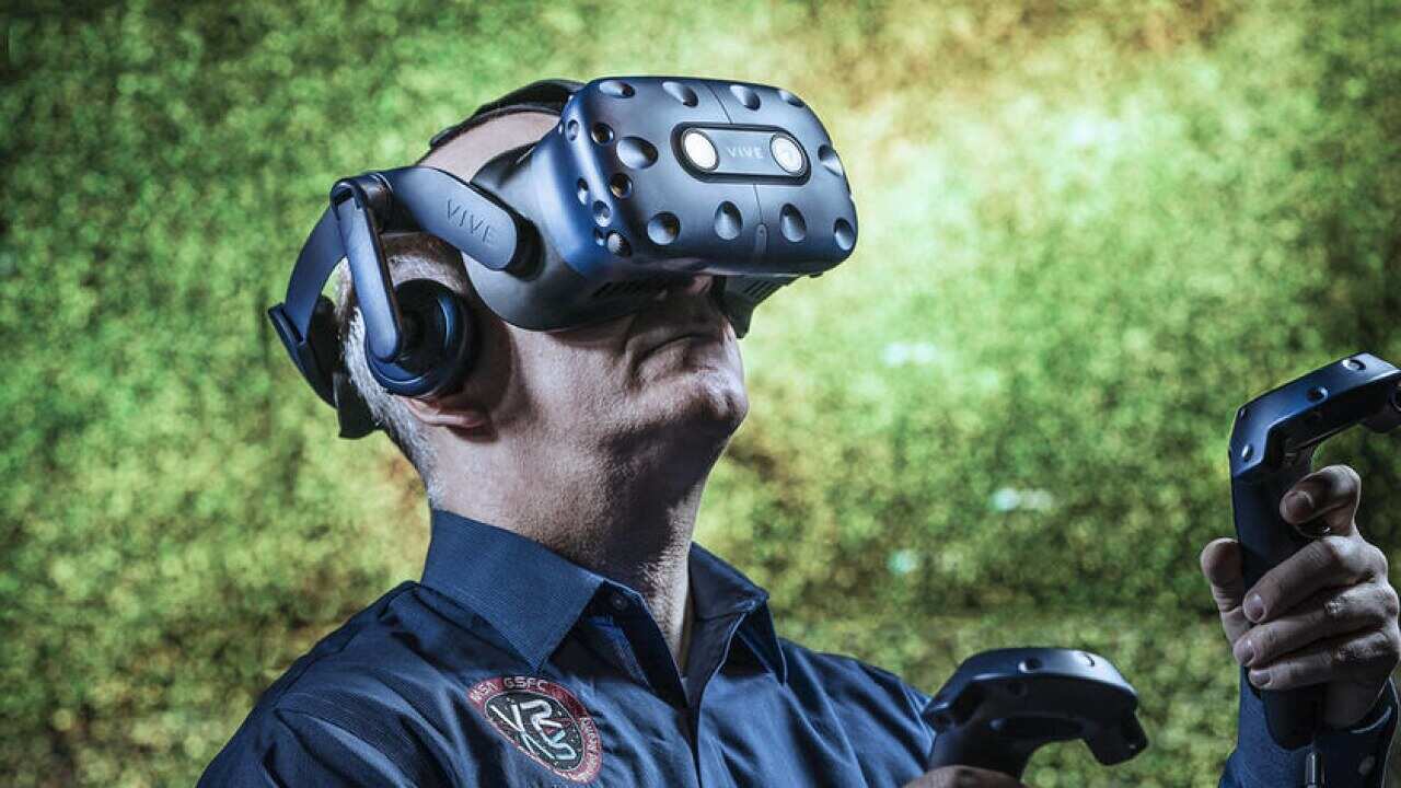 In the metaverse users can explore new virtual environments.