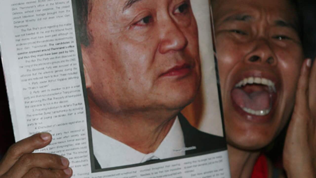 thaksin_supporter_b_100227_epa_1078234322