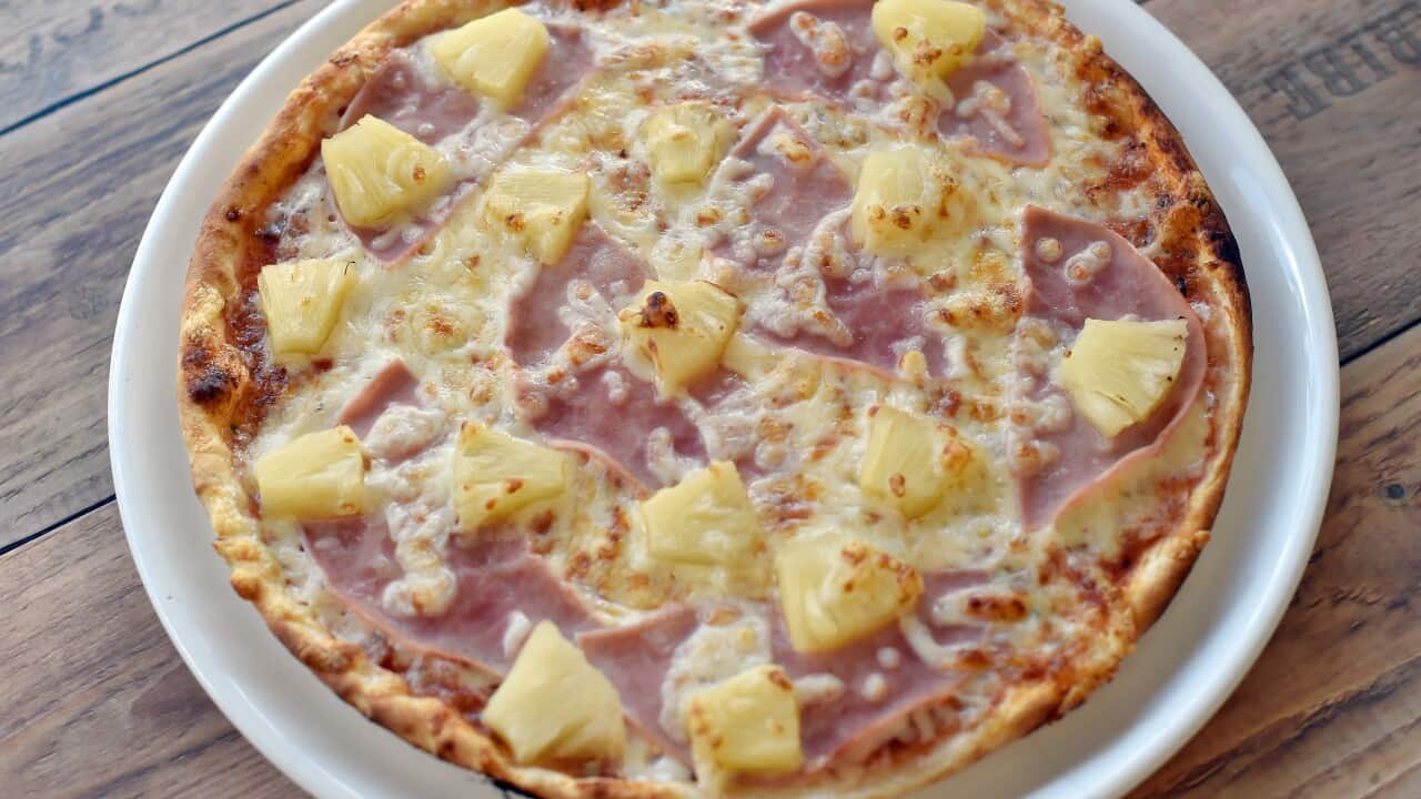 The inventor of the Hawaiian pizza has died in Canada.
