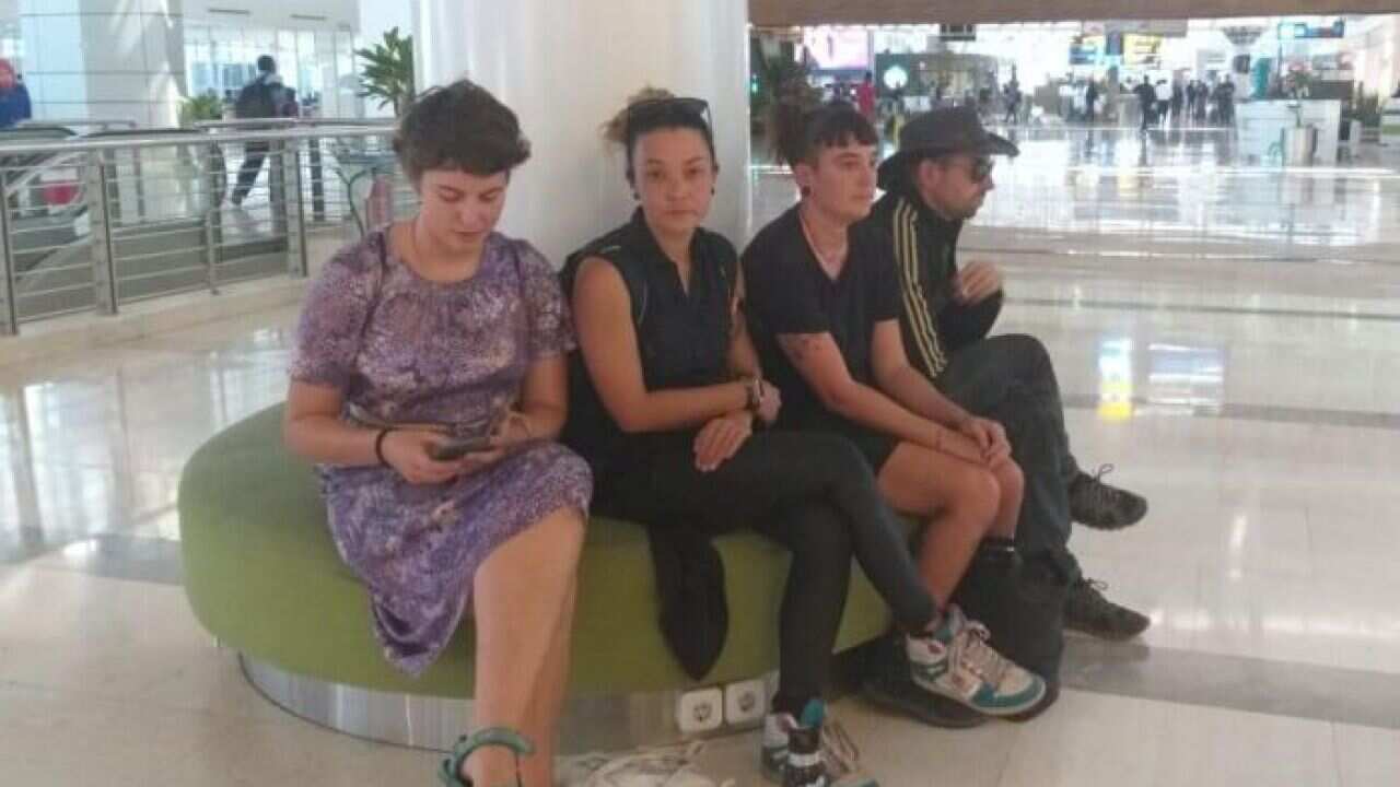 Four Australians to be deported from Papua.