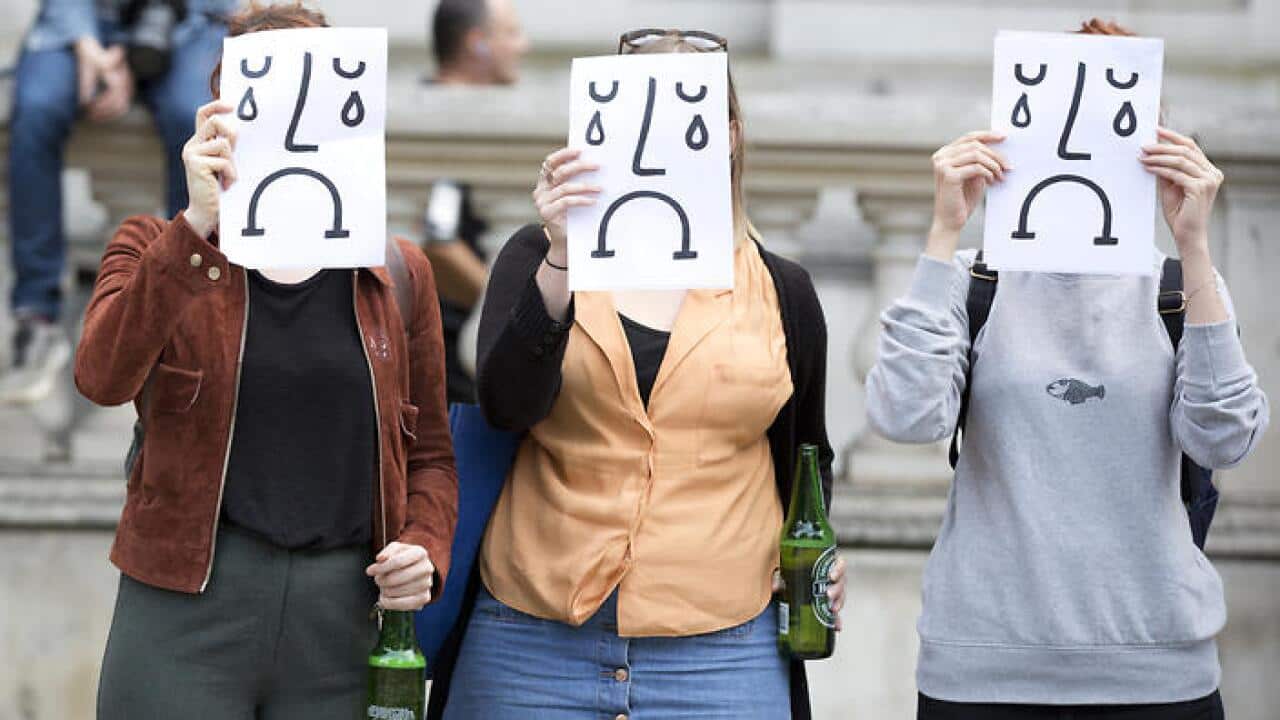 Anti-Brexit protesters demonstrate at the gates of Downing Street in central London after the UK voted to leave the European Union.. Picture date: Friday June 24, 2016. See PA story POLITICS EU. Photo credit should read: Isabel Infantes/PA Wire