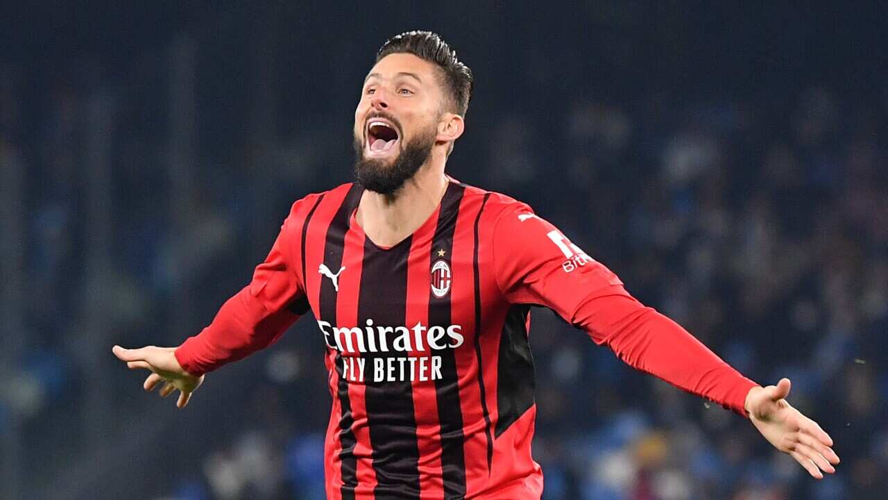 Dopo la doppietta nel derby vinto dai rossoneri il 6 febbraio, Olivier Giroud è stato il match winner anche nello scontro diretto di Napoli