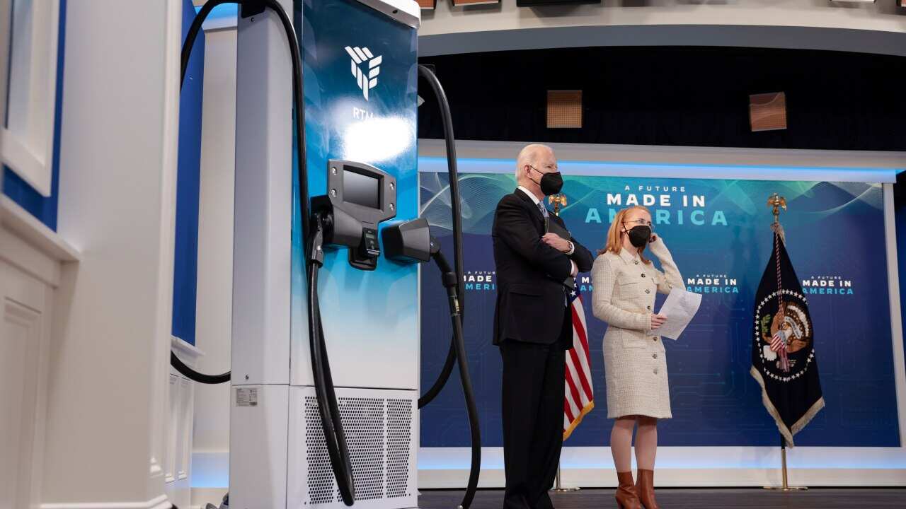 President Joe Biden joined by Tritium's CEO Jane Hunter.