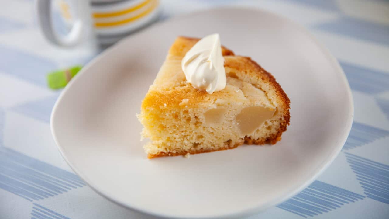 EG9_EP26_The Easiest Cake Recipe in the World.jpg
