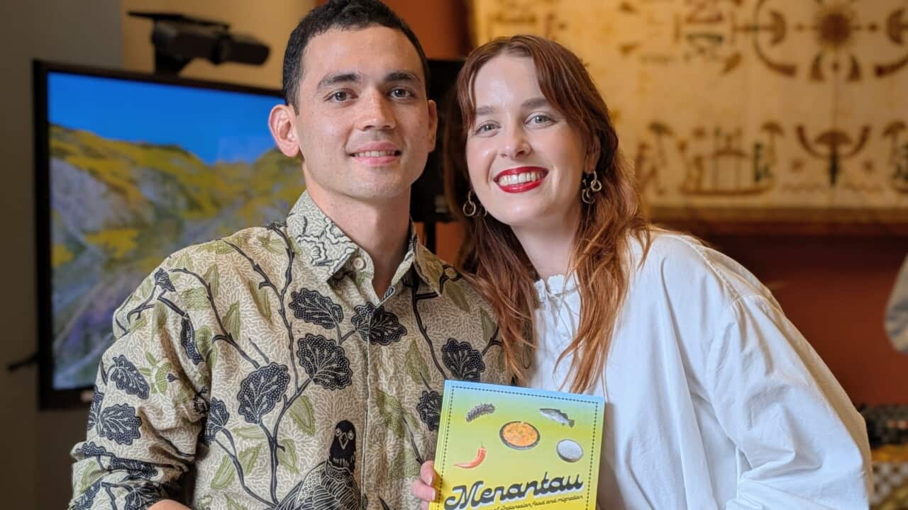 Kris Redden and Ruby Healey co-authoring the book _Merantau_ Stories of Indonesian Food and Migration._ Credit_ SBS Indonesian_Anne Parisianne.jpg