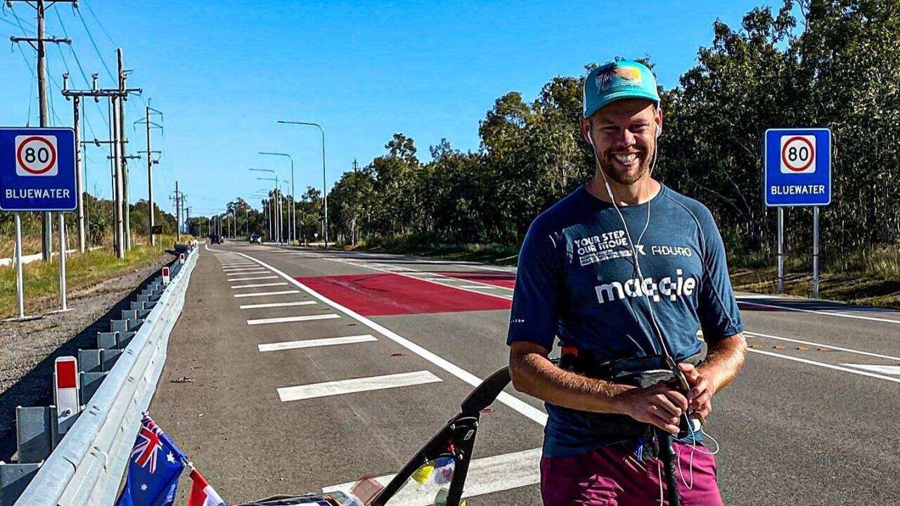 De Nederlander Tom Boerman loopt fulltime de wereld over