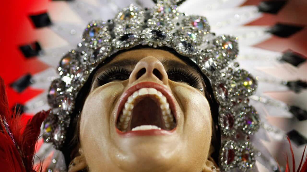 rio_carnival_B_120222_aap_2079558137