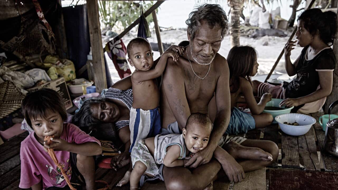 A family in Kiribati.