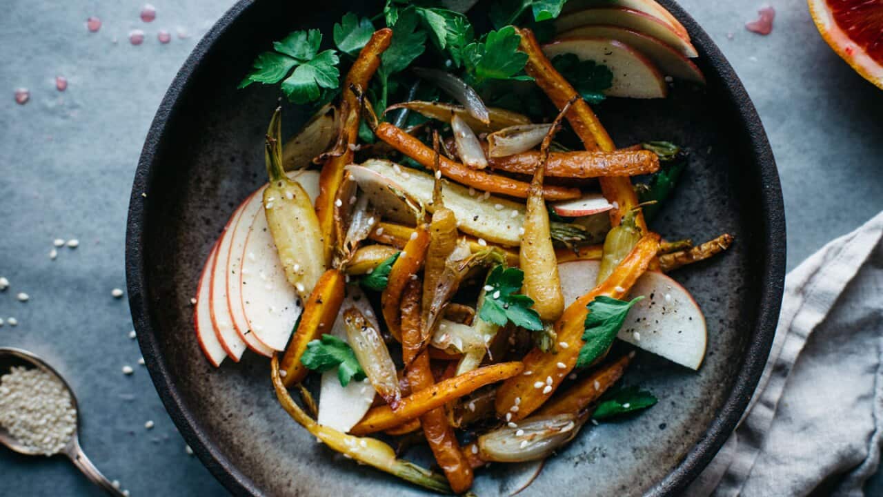 Fennel-roasted carrot and eschalot salad with shaved apples