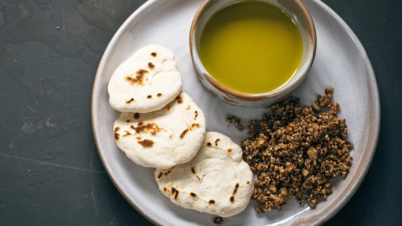 Native dukkah with Johnny cakes