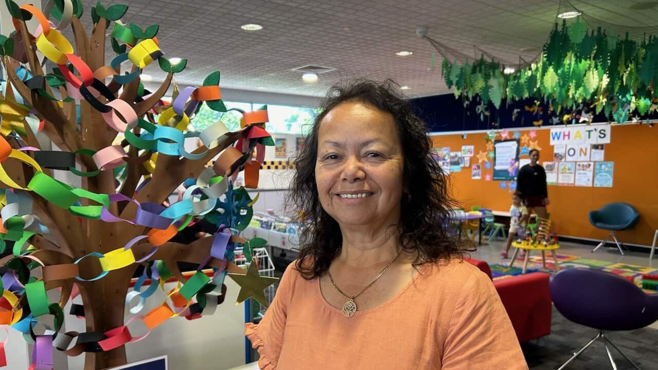 Elizabeth Kupsch headshot.jpg