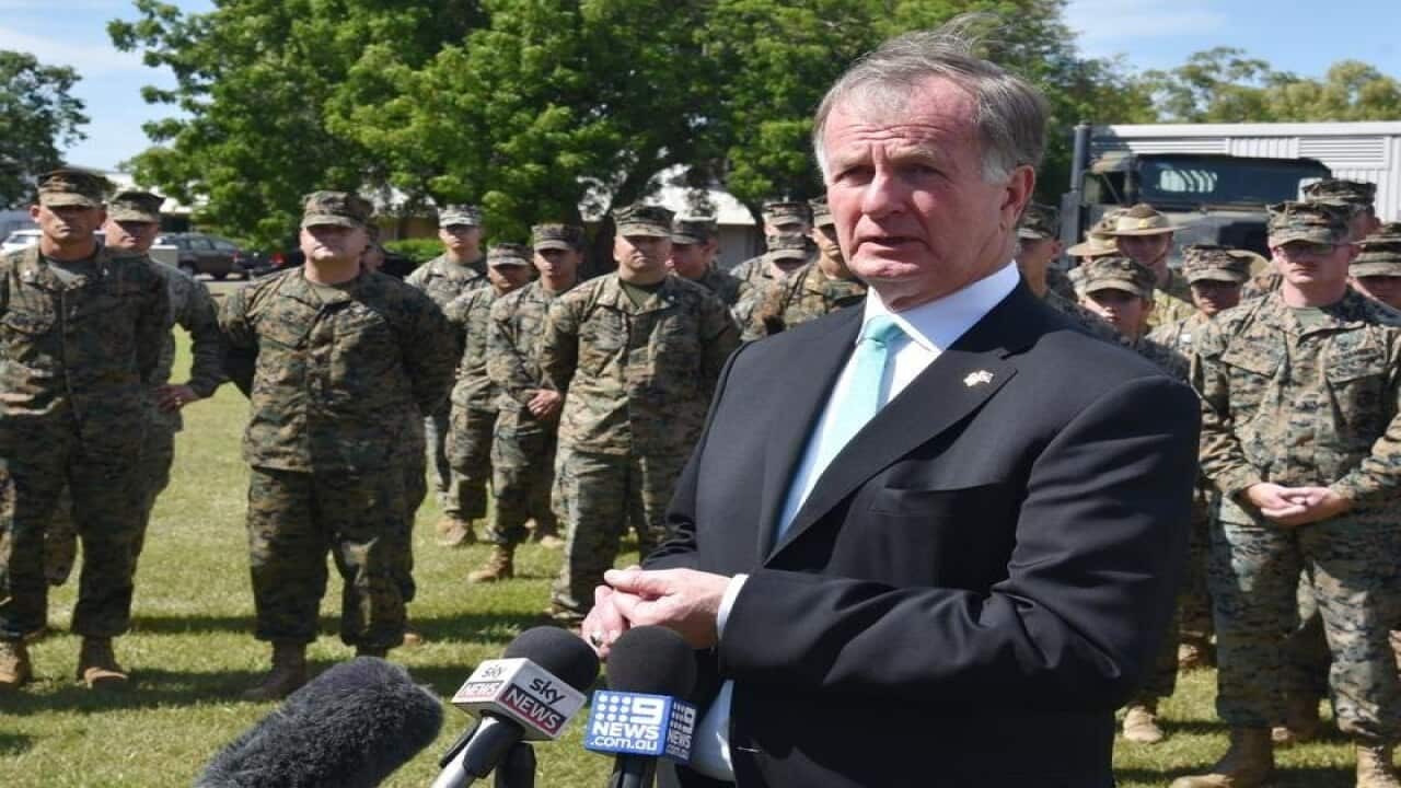 آرتور کالواهاوس سفیر جدید آمریکا در استرالیا در دیدار با تفنگداران دریایی آمریکا در داروین