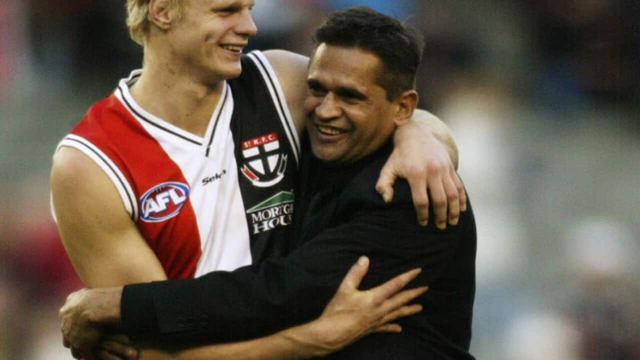 Nicky-Winmar-Nick-Riewoldt_523798199