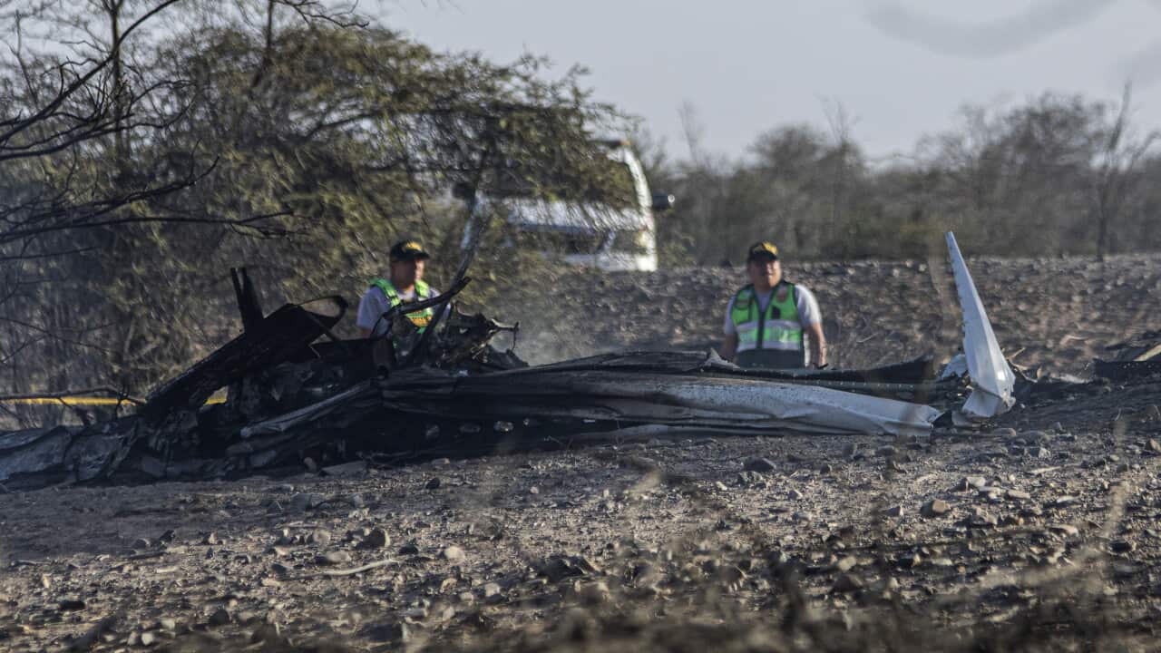 Il rottame dell'aereo caduto in un campo vicino a Nazca che ha causato 13 vittime, di cui 7 italiani.