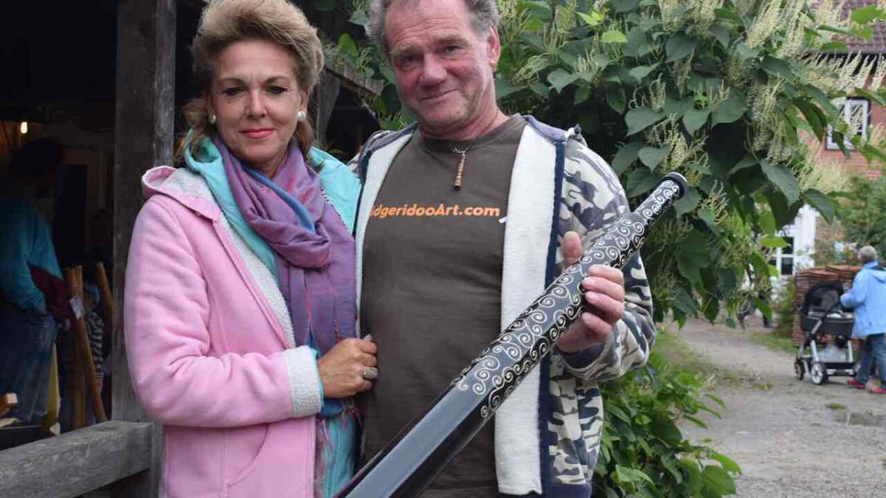 Image for read more article 'More stories at SBS German featuring the didgeridoo'