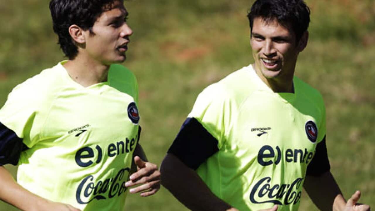 chile_worldcup_gonzalez_100609_1249028765