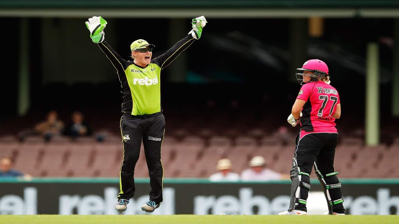 Women's Big Bash League - Sydney Sixers v Sydney Thunder