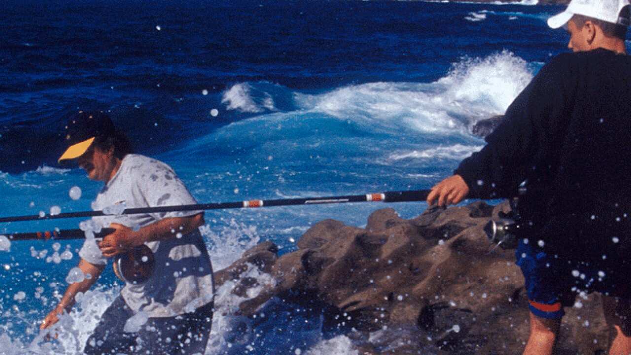 rock_fishing_0511_b_aap_1256227256