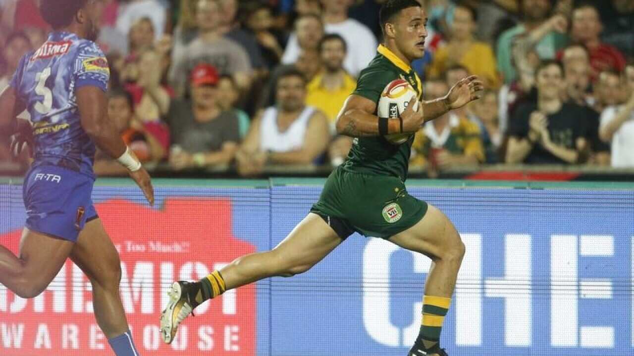 Valentine Holmes in action