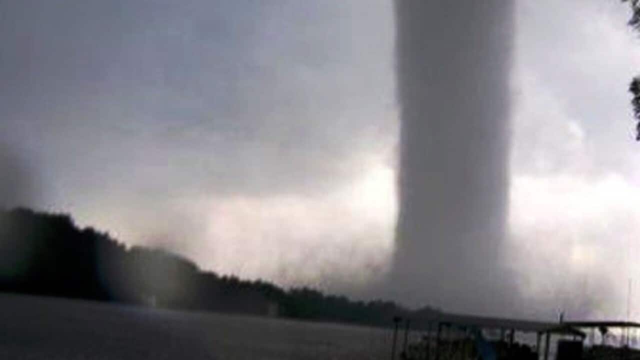 tornado_oklahoma_b_110525_twitpic_1806728033