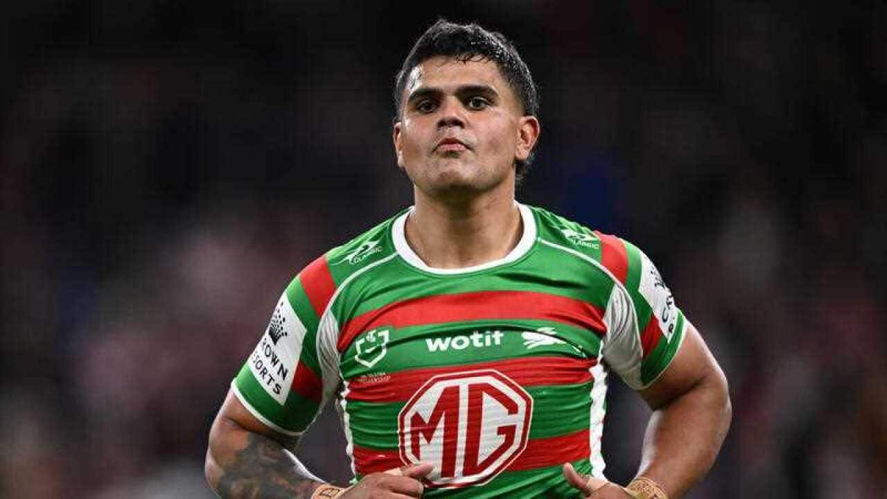 latrell mitchell in rabbitohs jersey