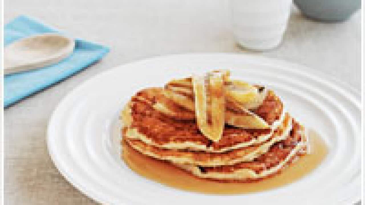 Spiced pancakes with bananas