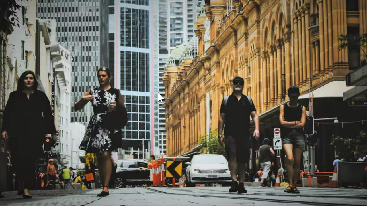 Australians' life expectancy has increased slightly after a fall during the Covid-19 pandemic..png