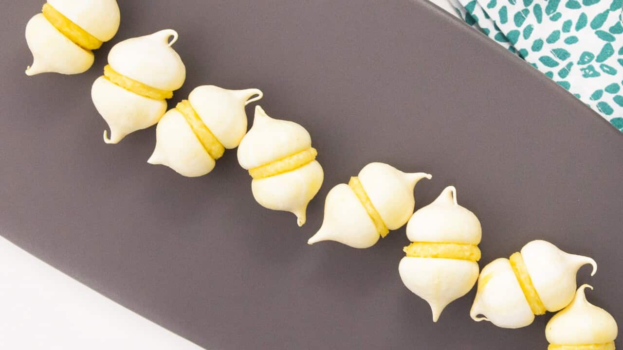 Everyday_Gourmet_S5_Ep19_Kirsten Tibballs - Meringue Kisses crop.jpg