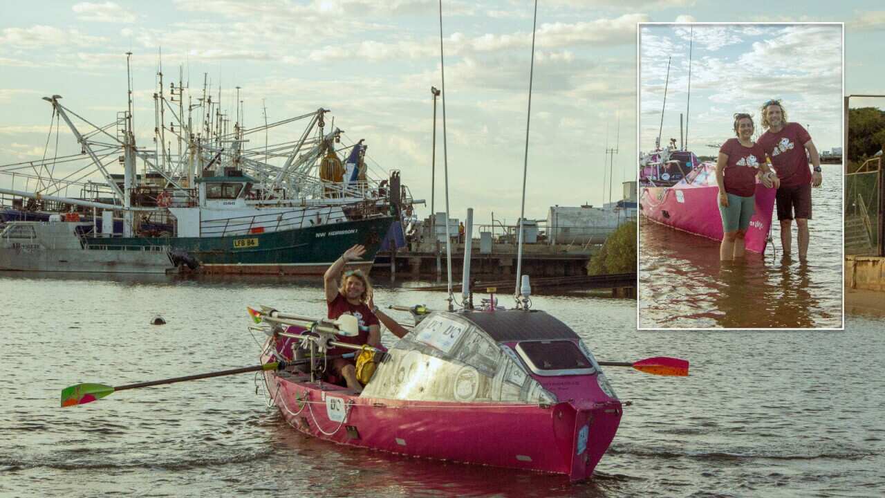 Sophie and Fanch French couple boat indian ocean
