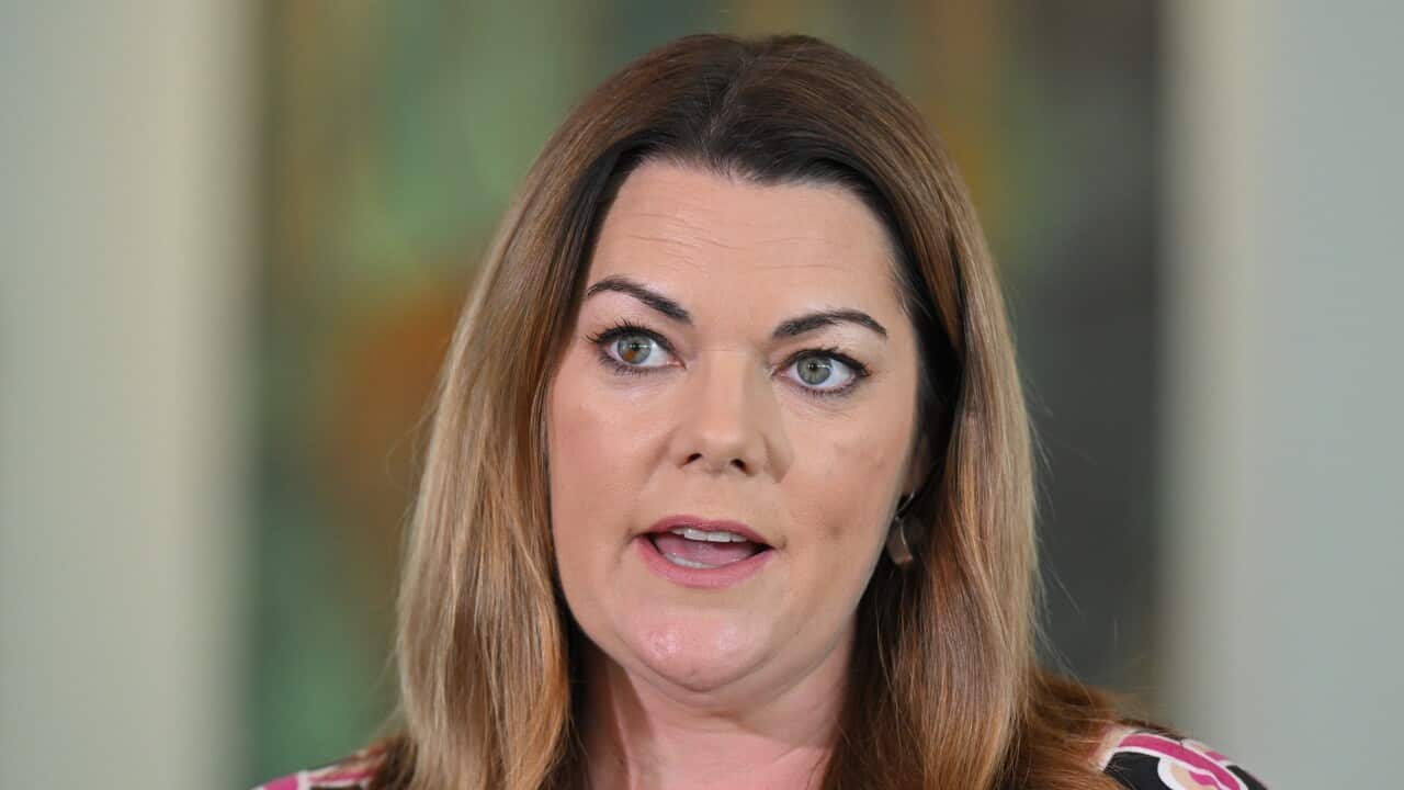 SARAH HANSON YOUNG GREENS PRESSER