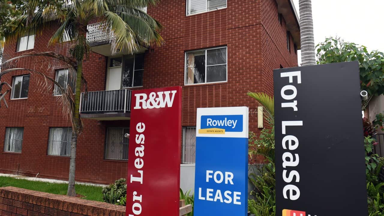 For lease signs outside units in Sydney