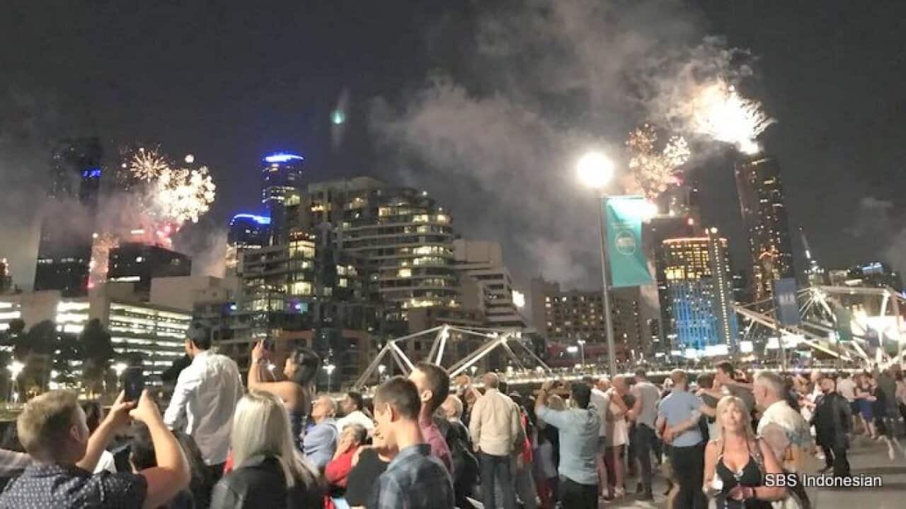 Fireworks at Docklands, Melbourne, New Year's Eve 2017