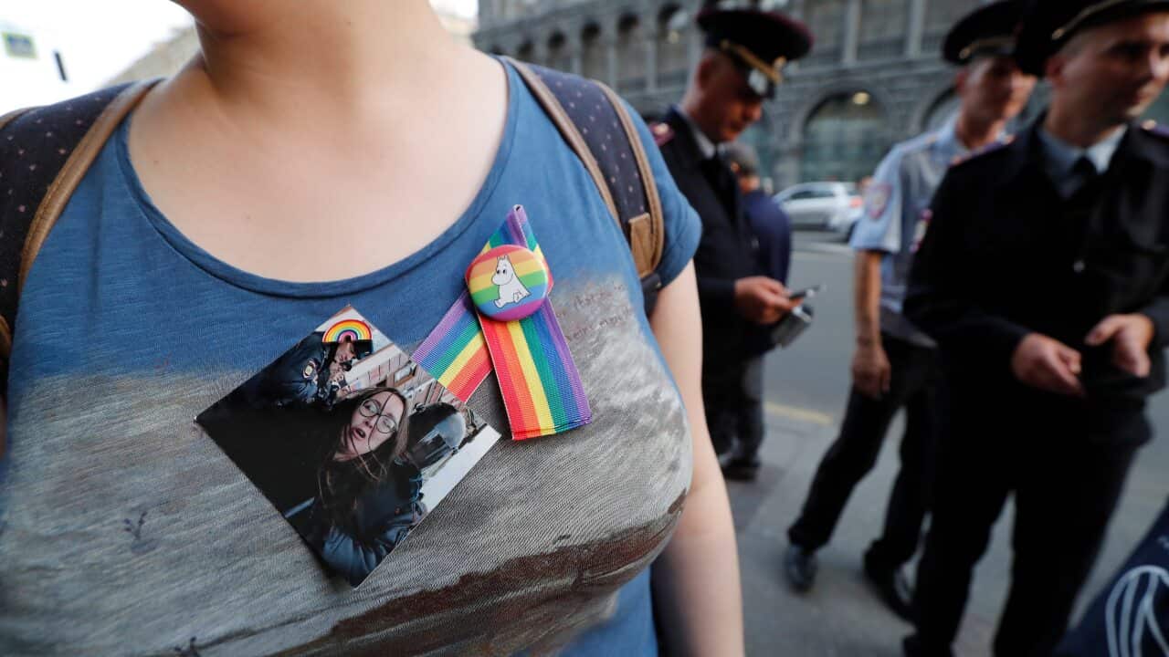 LGBT-Set provides legal assistance and support to lesbian, gay, bisexual and transgender people and their families.