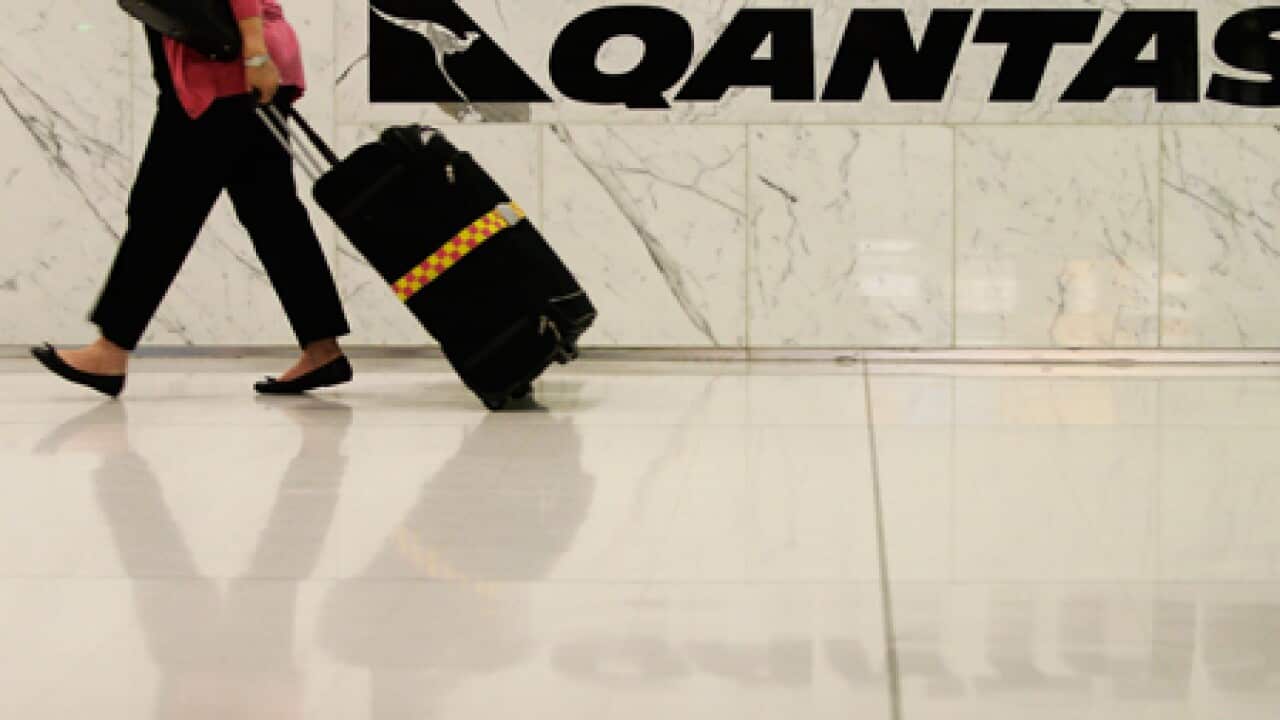 qantas_passenger_bag_100419_B_getty_1319449380