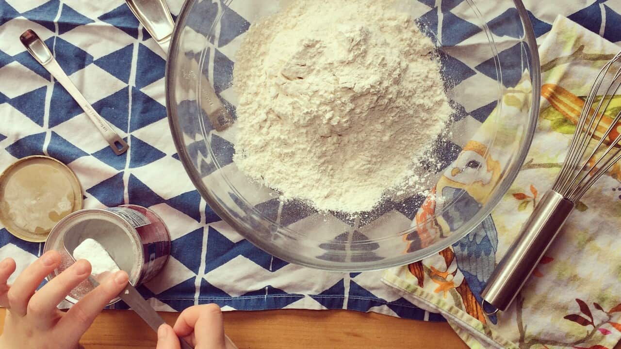baking powder, bicarb soda, baking soda, flour, baking
