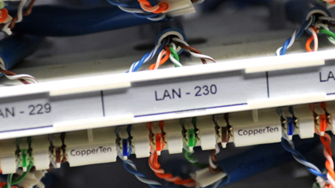 broadband_cables_L_0804_aap_1824064694