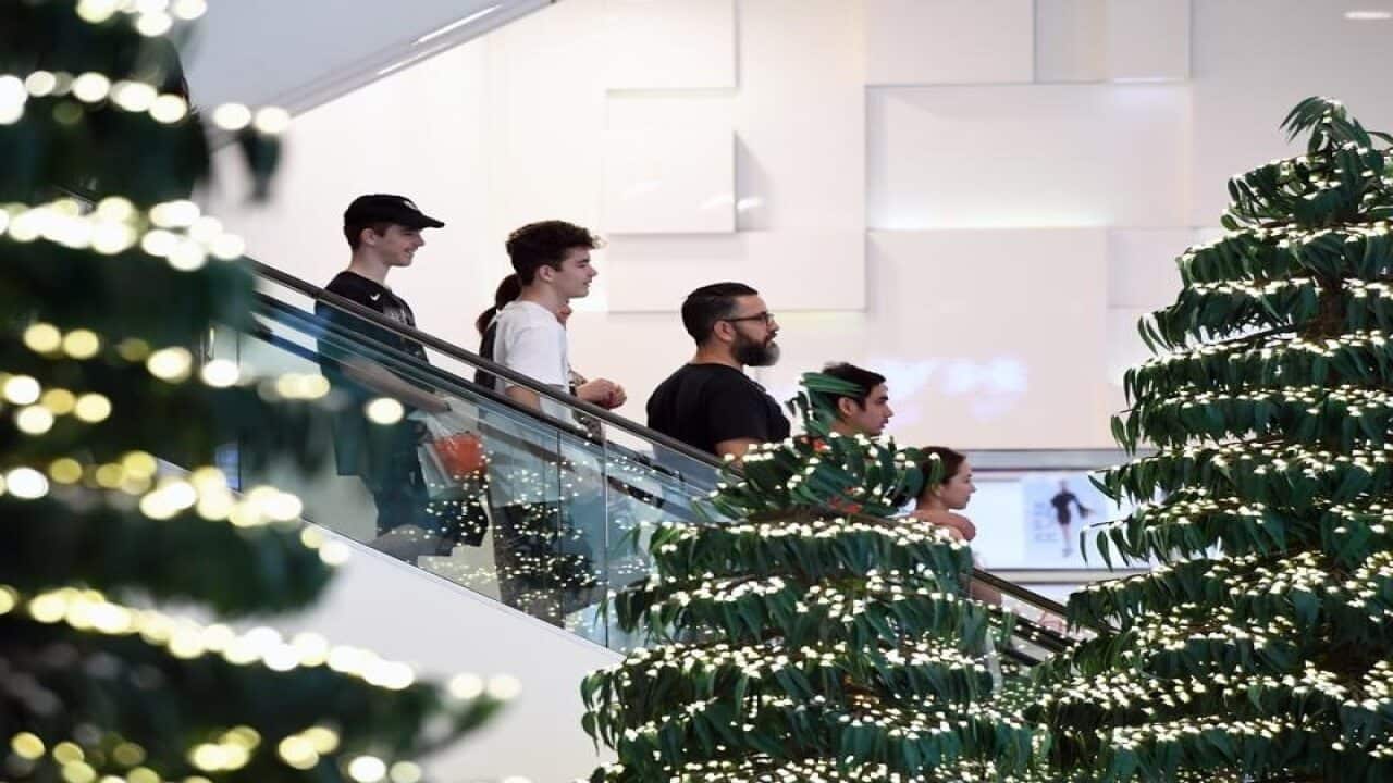 Christmas shoppers in Sydney