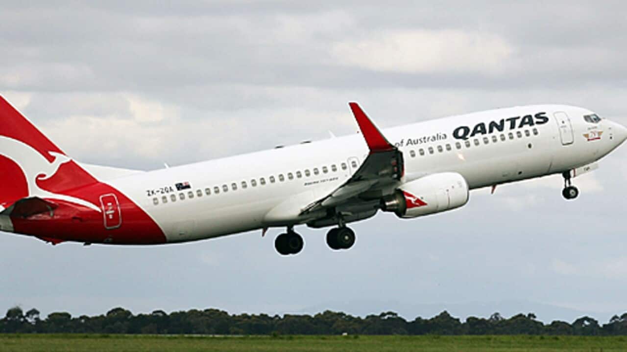 qantas_L_120412_aap_1247720361