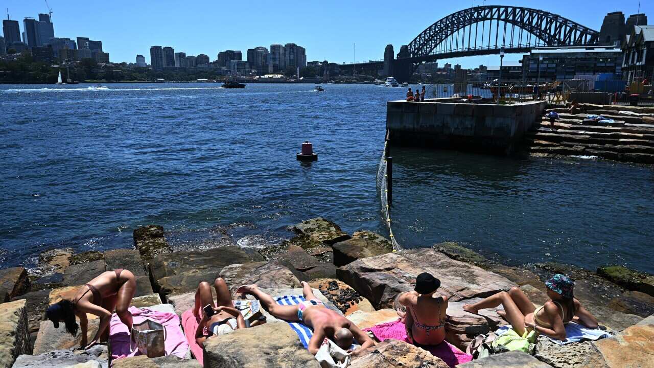 HOT WEATHER SYDNEY