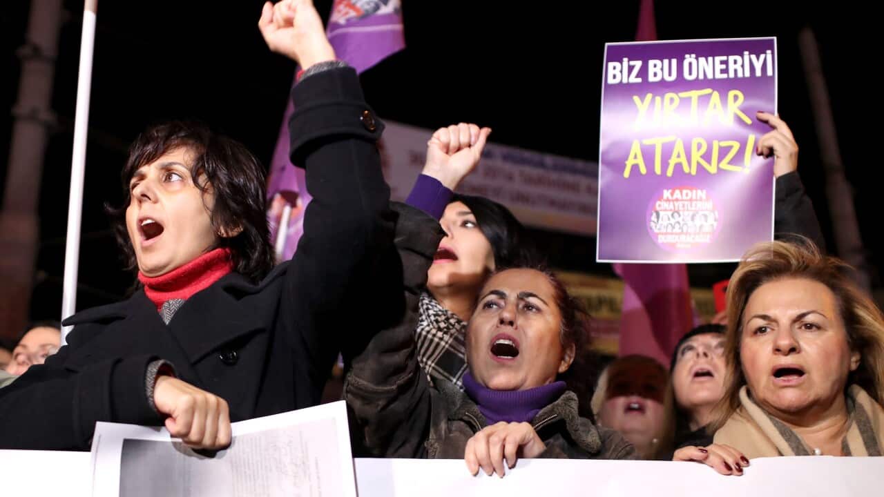 Turkish female protestors shout slogans against the government near Taksim Square, in Istanbul, Turkey 18 November 2016.