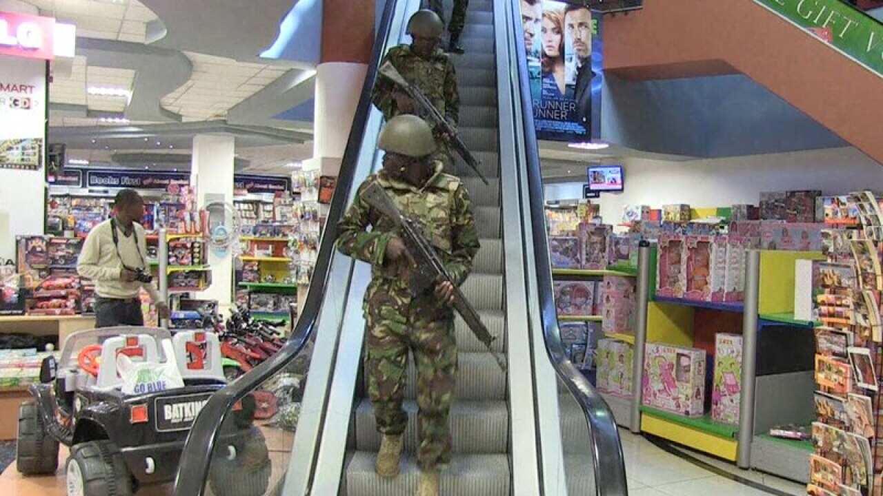 Wanajeshi wafanya msako ndani ya soko la Westgate mjini Nairobi, baada ya shambulizi lakigaidi