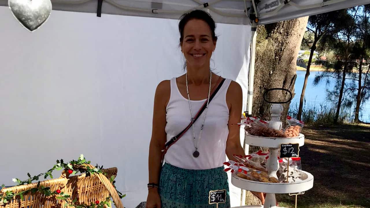 Carmen Balz an ihrem Plätzchenstand