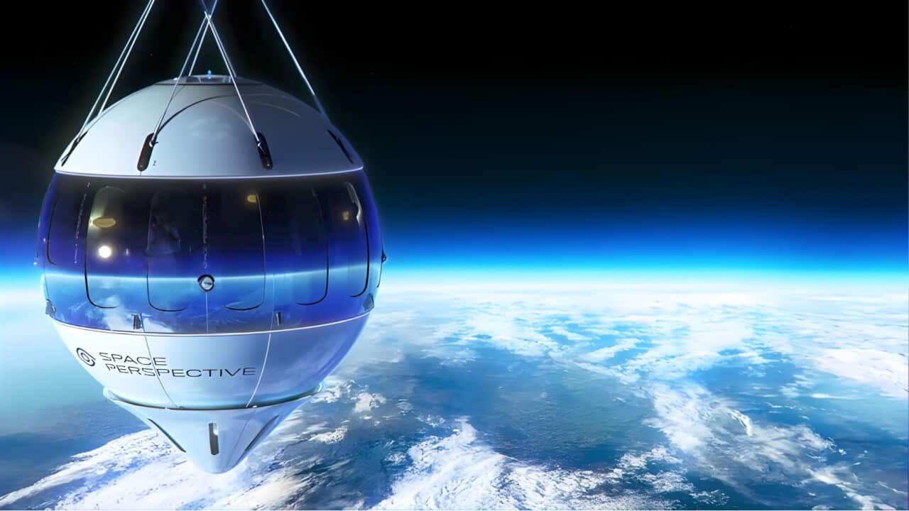 Eating on the edge of space (AP).jpg