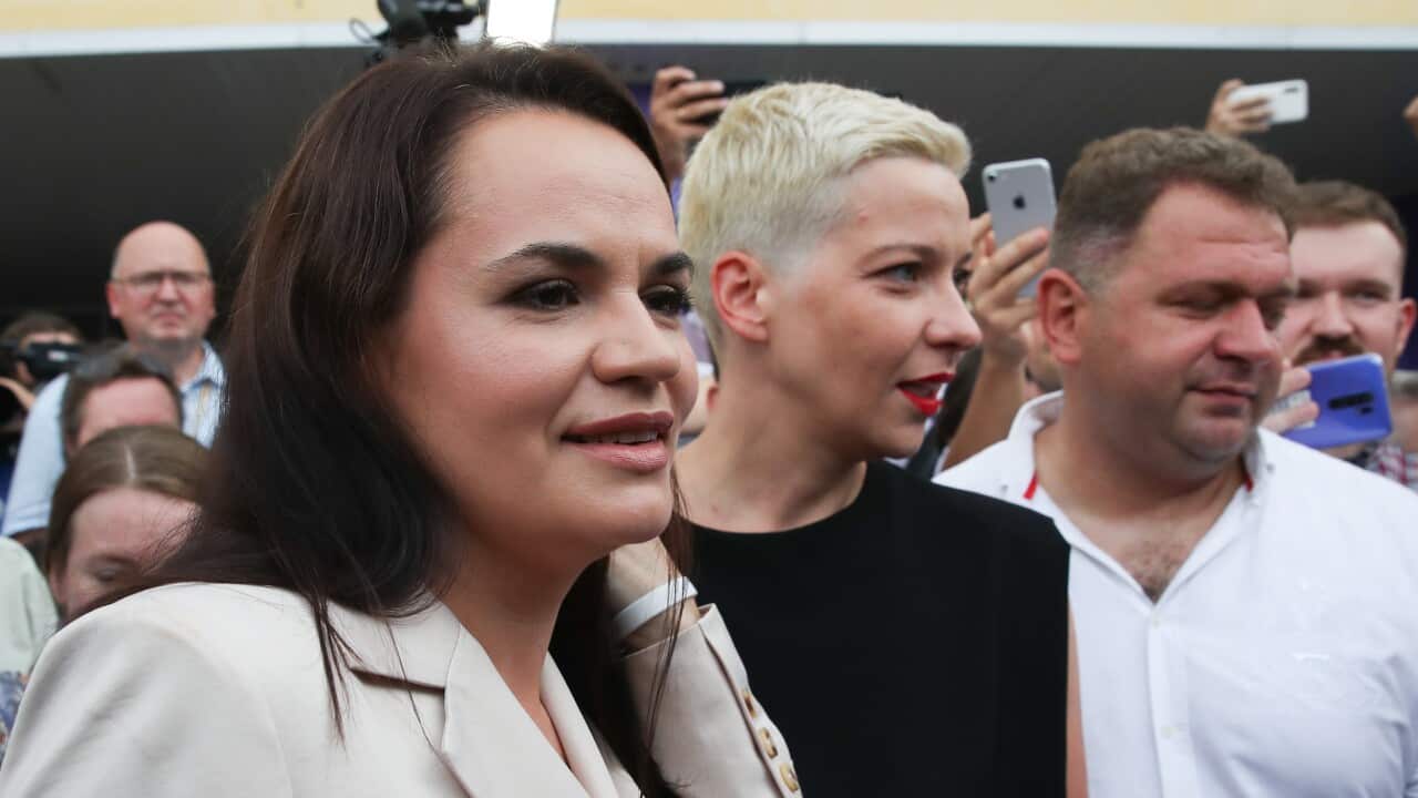Belarus presidential candidate Svetlana Tikhanovskaya (L).