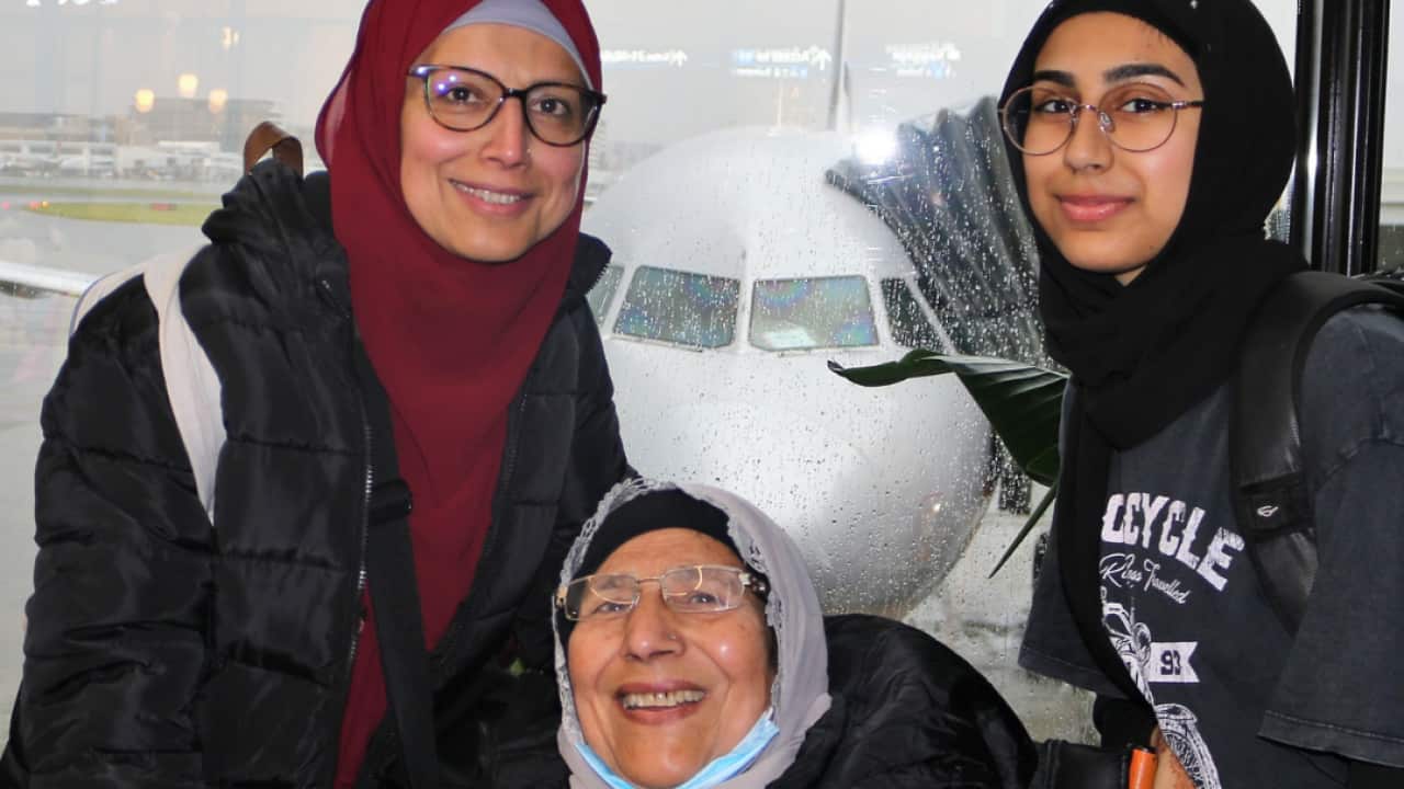 Fizza, Shaista, Nabeera