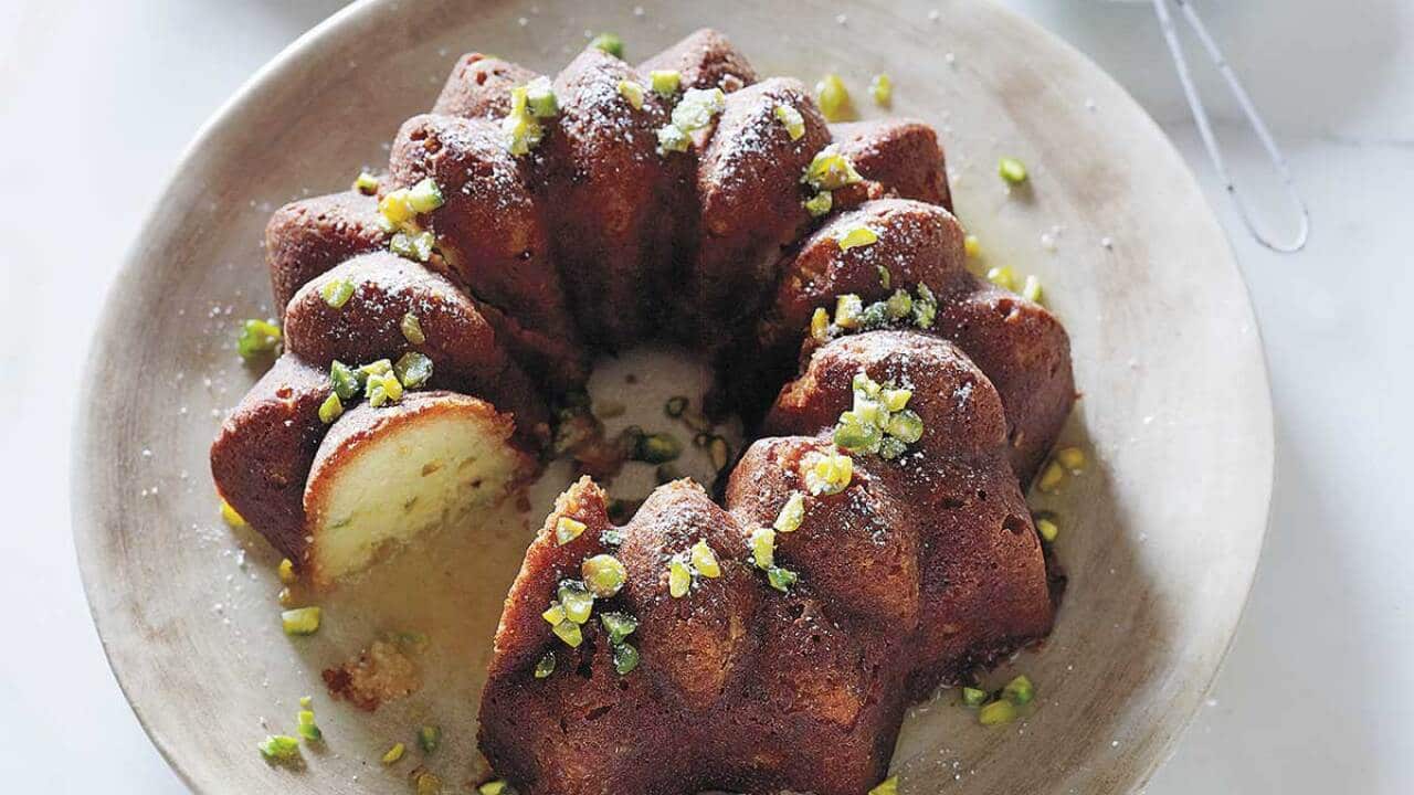 Lemon and coconut semolina cake with pistachios