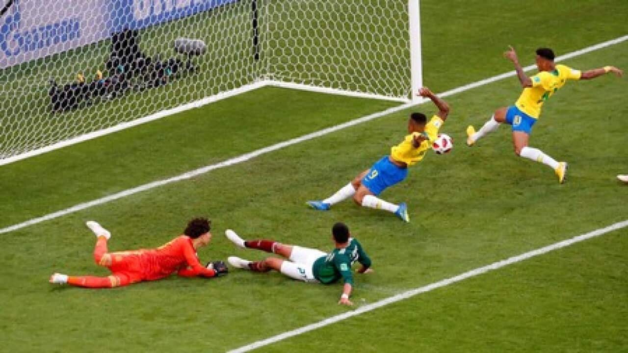 Neymar shines as Brazil beat Mexico to reach World Cup quarters